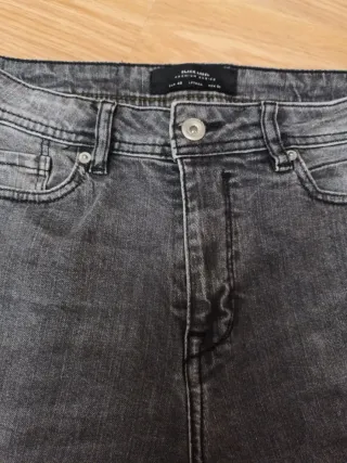 Pantalón vaquero chico gris