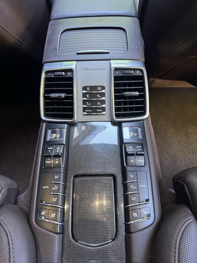 Porsche Panamera turbo S executive