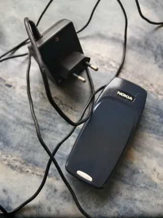 Teléfono Móvil Nokia Antiguo