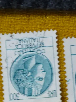 Lote de 509 sellos Italia usted sencargara del emp