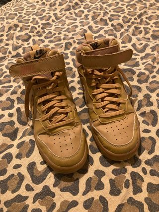 Zapatillas Nike Beige/Marrón Talla 39