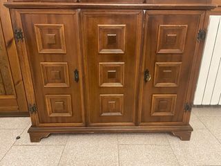 Vetrinetta in legno con ante in vetro