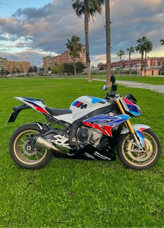 BMW S1000R