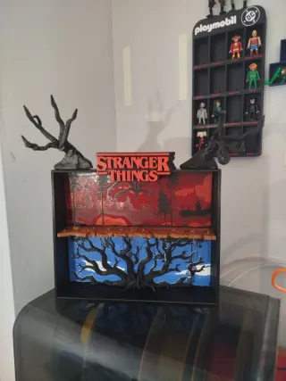 Espositore Kinder Joy Stranger Things Sottosopra