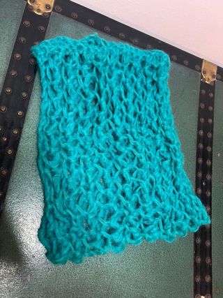 Sciarpa/coprispalle uncinetto turchese