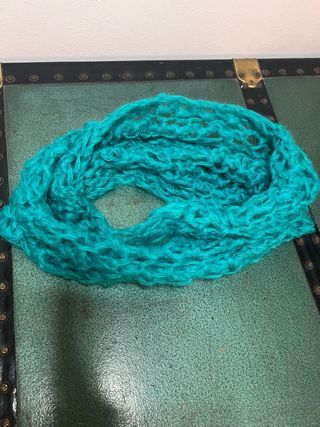 Sciarpa/coprispalle uncinetto turchese