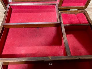 Joyero antiguo musical.