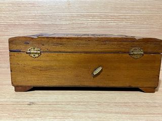 Joyero antiguo musical.