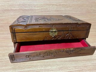 Joyero antiguo musical.