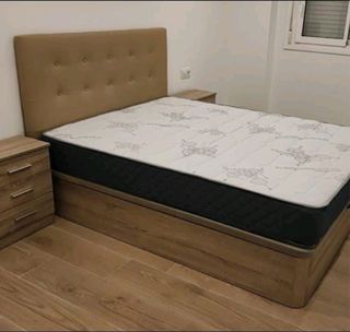 Liquidación:canapés y colchones armarios y sofas