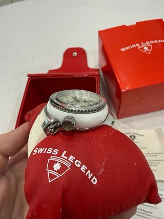 Swiss Legend Diamantes Reloj Mujer cerámica.
