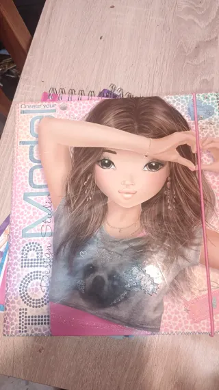 Libro de dibujo Top Model