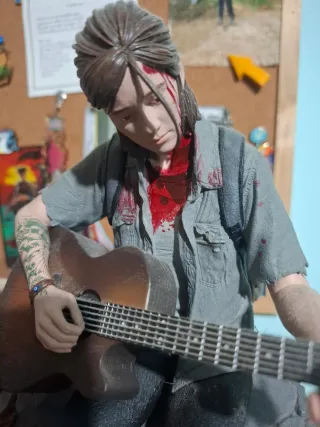 Figura Ellie The Last of Us II Coleccionista
