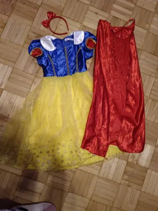 Disfraz Blancanieves con capa y Diadema talla 110