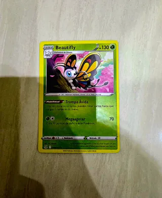 Carta Pokémon Beautifly Fase 2