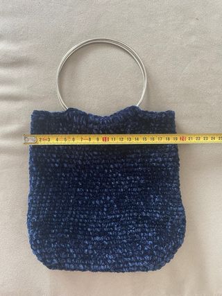 Bolso crochet terciopelo azul