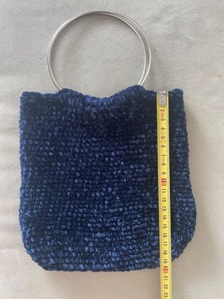 Bolso crochet terciopelo azul