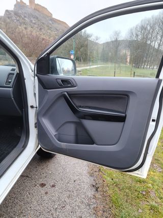 Ford Ranger 2014