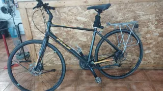 Bici Trekking Fuji Absolute 1.7