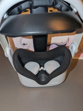 Oculus Meta Quest 2 128 GB + Smartree Charging Doc