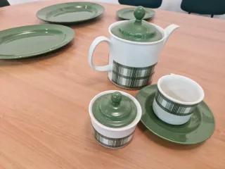 Vajilla 12 servicios verde