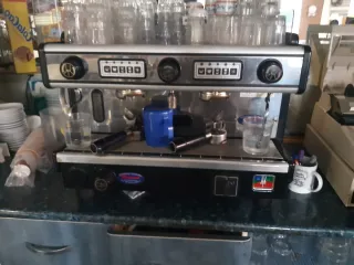 Macchina da caffè professionale 2 gruppi seminuova