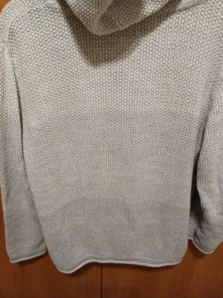 Felpa con cappuccio grigia