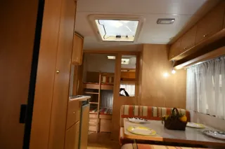 Caravana Bürstner Fun 490 TK con Aire