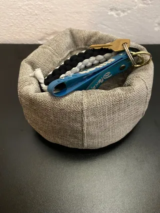 Mini puff decorativo.