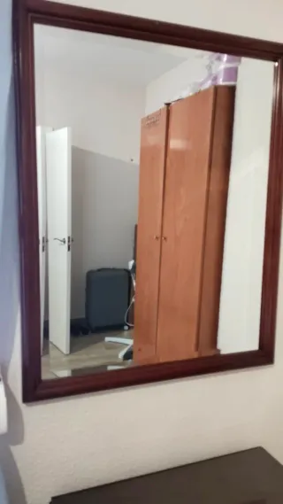 Comoda de 3 cajones y espejo