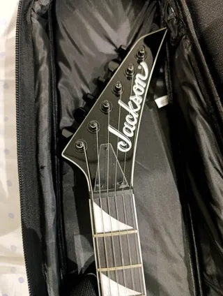 Guitarra Jackson JS22 Blanca