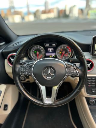 Mercedes-Benz Clase CLA 250 AMG Full equip Año2014