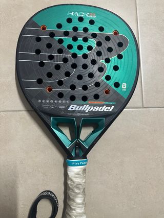 Pala de pádel con diseño +POWER