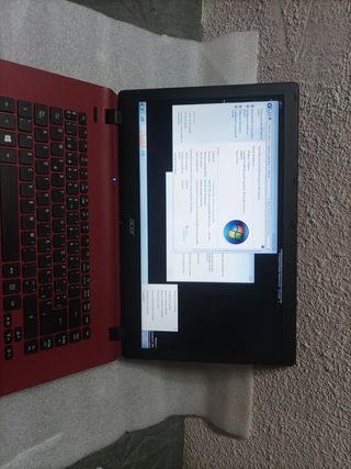 Portátil Acer Rojo