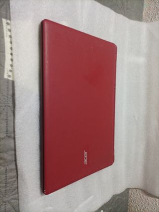 Portátil Acer Rojo