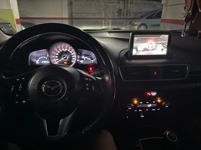Mazda 3 2015
