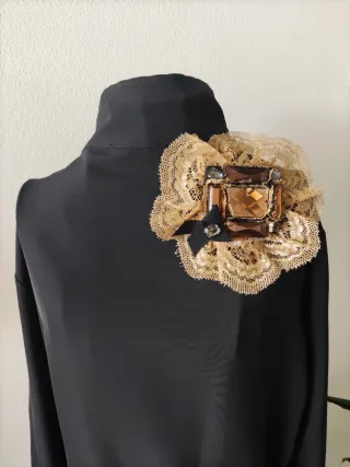 Spilla vintage Dolce & Gabbana con cristalli