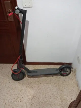 Patinete Eléctrico Xiaomi Gris.solo venta en mano