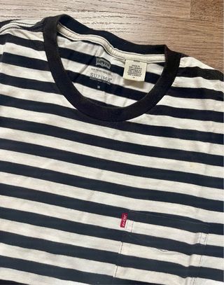 Lote 3 Camisetas Guess y Levis