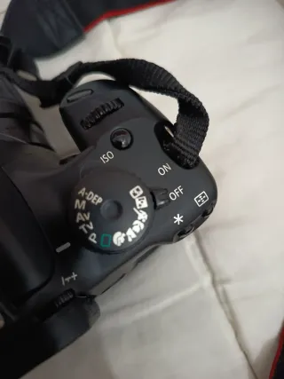 Canon EOS 1000D + Tamron 18-200mm