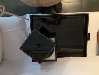 Bandeja, cubitera y botellero negro