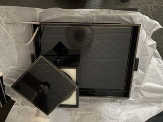 Bandeja, cubitera y botellero negro