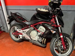 Kawasaki ER-6N Naked Negra/Roja