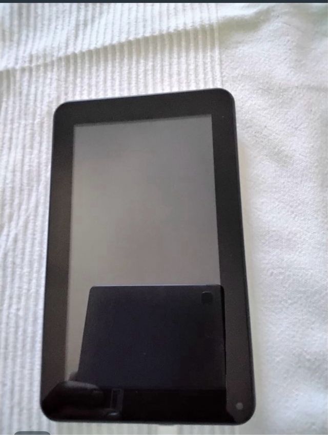 Mini Tablet con Funda Amarilla