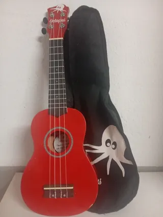 Ukelele rojo Octopus con funda