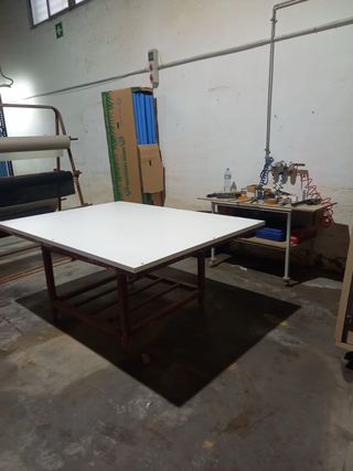 Mesas giratorias de encolado