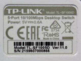 Switches de red TP-Link y D-Link