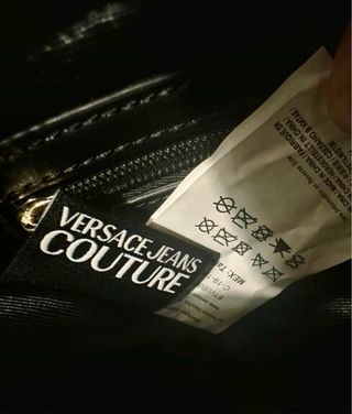 Bolso Versace Jeans Couture, comprado en Milán