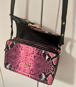Bolso Versace Jeans Couture, comprado en Milán