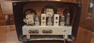 Radio antigua válvulas